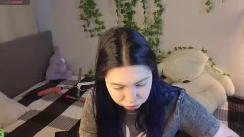 Honey online show from June 25, 2026, 1:38 am