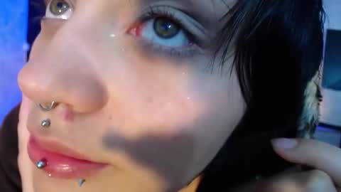 Snapshot of honey_dark chatting on December 28, 2024, 6:17 am Honney online show from December 28, 2024, 6:17 am