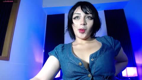 Snapshot of honey_dark chatting on January 10, 2025, 2:46 am Honney online show from January 10, 2025, 2:46 am