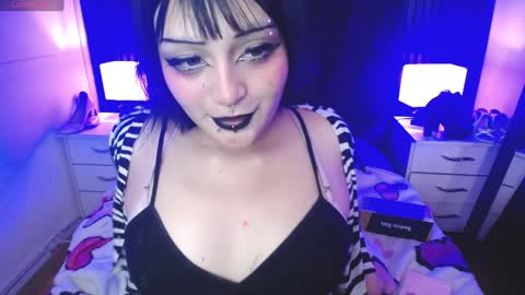 Snapshot of honey_dark chatting on January 31, 2025, 3:20 am Honney online show from January 31, 2025, 3:20 am