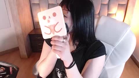 Snapshot of honey_dark chatting on February 23, 2026, 12:57 pm Honney online show from February 23, 2026, 12:57 pm