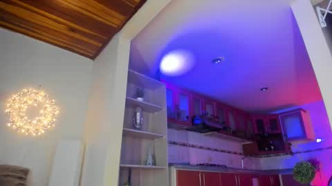 HONEY online show from January 25, 2025, 4:13 am