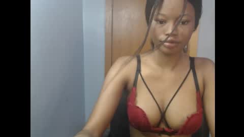 Snapshot of honey_juicydoll chatting on October 14, 2025, 7:20 am Sonia online show from October 14, 2025, 7:20 am