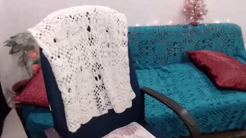 Honey Lady online show from January 7, 2025, 2:51 pm