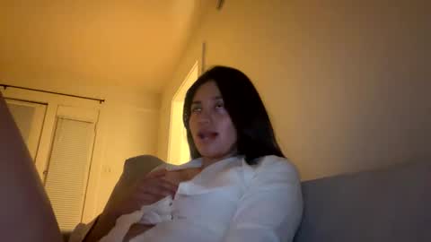 honey_laila online show from February 16, 2025, 6:10 am