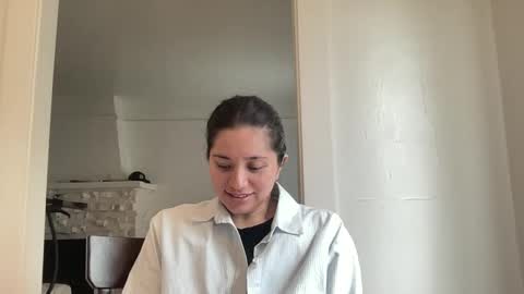 honey_laila online show from February 28, 2025, 9:55 pm