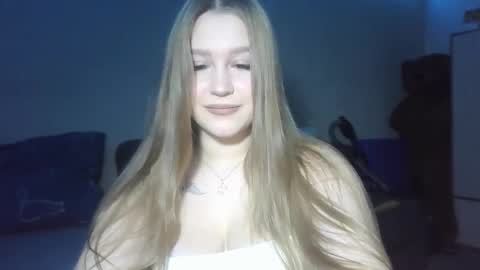 Snapshot of honey_lolaaa chatting on October 16, 2025, 12:28 pm honey_lolaaa online show from October 16, 2025, 12:28 pm