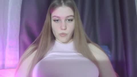honey_lolaaa online show from January 17, 2026, 4:54 pm