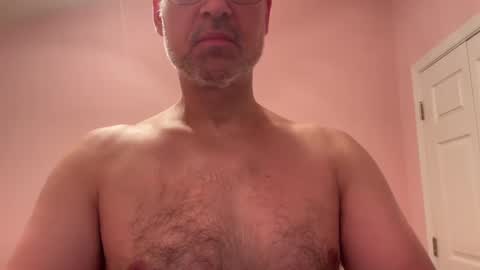 honey_man14 online show from September 29, 2025, 4:34 pm