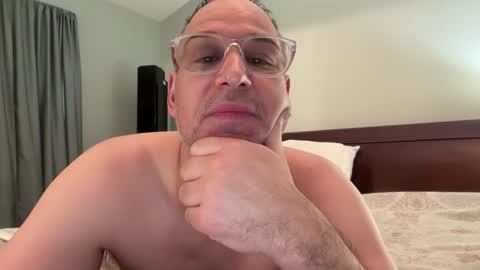 honey_man14 online show from March 14, 2026, 3:06 pm