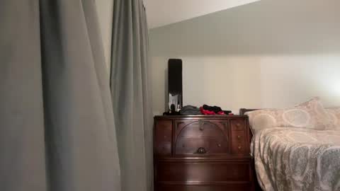 Snapshot of honey_man14 chatting on June 15, 2026, 3:14 pm honey_man14 online show from June 15, 2026, 3:14 pm