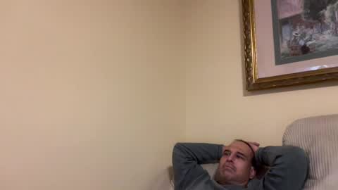 Snapshot of honey_man14 chatting on June 16, 2026, 3:20 am honey_man14 online show from June 16, 2026, 3:20 am