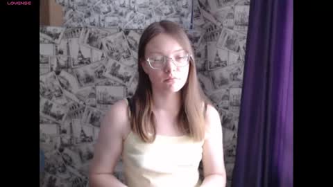 Lina online show from January 1, 2025, 10:11 am