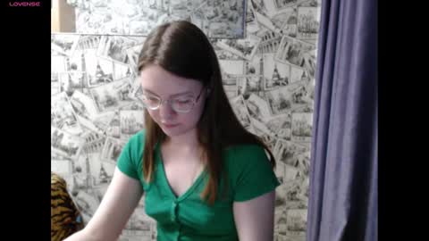 Lina online show from January 16, 2025, 2:51 pm