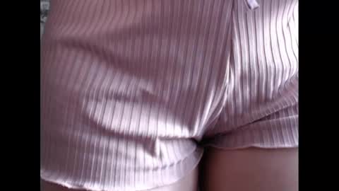 Lina online show from February 19, 2025, 11:49 am