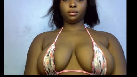 mamacita online show from October 28, 2025, 9:35 am