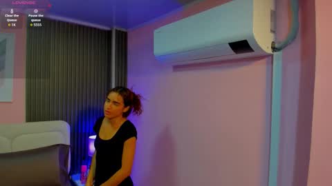 honey_sofii_ online show from March 27, 2026, 9:32 am