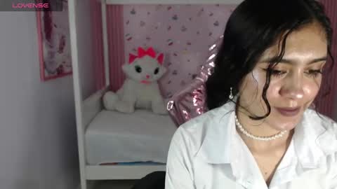 HONEY  online show from December 16, 2024, 1:22 pm