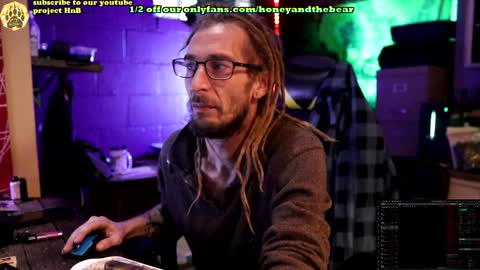 Honey and Bear online show from January 16, 2025, 12:53 pm