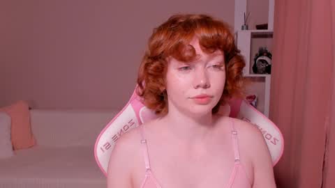 honeyautumn online show from January 13, 2025, 11:49 pm