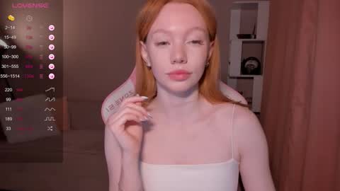 honeyautumn online show from November 14, 2025, 10:40 pm