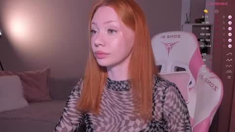 honeyautumn online show from May 7, 2026, 12:38 am