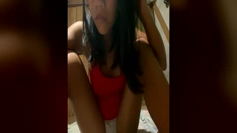 honeybabe12xx online show from June 18, 2026, 2:10 pm