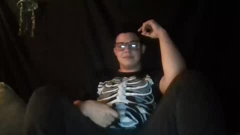 honeybeecas online show from February 6, 2026, 11:52 pm