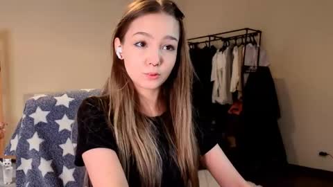 Masha online show from April 13, 2026, 2:33 pm