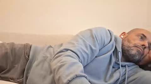 Snapshot of honeydaddyforyou chatting on November 28, 2025, 4:42 pm honeydaddyforyou online show from November 28, 2025, 4:42 pm