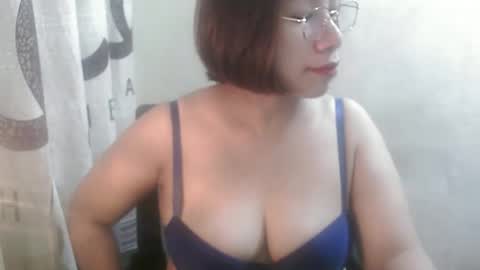 Snapshot of honeyfiona chatting on October 28, 2025, 8:18 am Fiona online show from October 28, 2025, 8:18 am