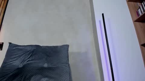 Snapshot of honeyhot69__ chatting on October 27, 2025, 11:25 am Sofia independent model online show from October 27, 2025, 11:25 am