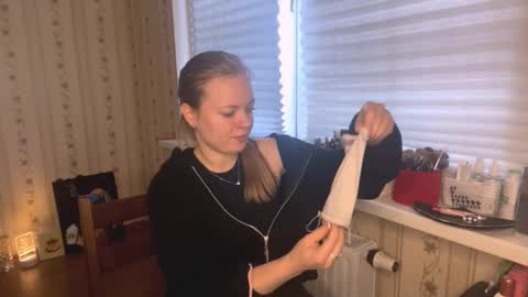 Hello My name is Lola online show from March 28, 2026, 11:43 am