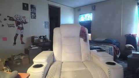 Snapshot of honeylovelace777 chatting on October 23, 2025, 3:22 pm Heather Lovelace online show from October 23, 2025, 3:22 pm