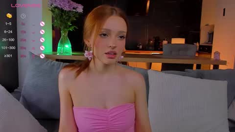 Snapshot of honeymoon1100 chatting on September 10, 2025, 3:01 pm Lily and Michael online show from September 10, 2025, 3:01 pm