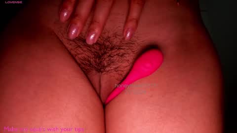 Snapshot of honeymoon1212 chatting on December 28, 2024, 12:47 am Mila K online show from December 28, 2024, 12:47 am