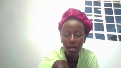 honeynyla online show from January 15, 2026, 8:12 pm