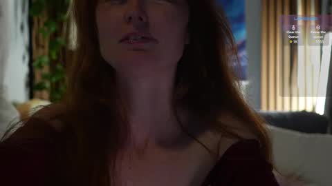 Noelle online show from September 30, 2025, 1:32 am