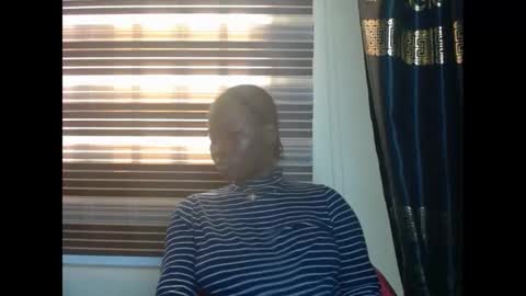 honeyxcunt online show from January 24, 2025, 11:37 am