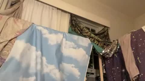 Emi Rose online show from July 21, 2026, 3:09 am