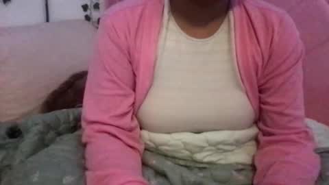 honeyyy89 online show from May 8, 2026, 1:33 am