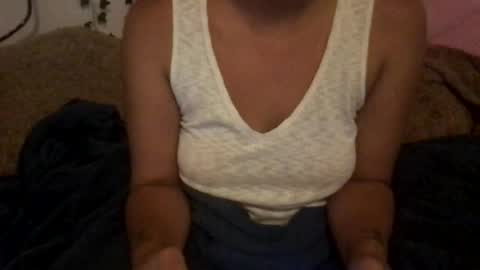 honeyyy89 online show from July 19, 2026, 4:22 pm