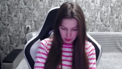 Nancy online show from December 2, 2024, 10:50 am