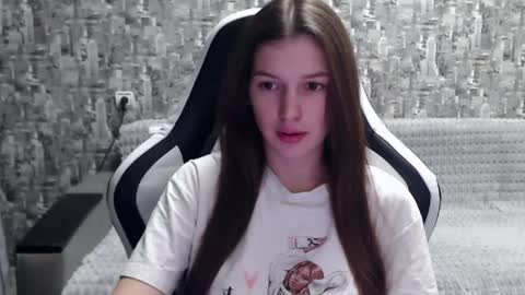 Nancy online show from December 7, 2024, 12:35 pm
