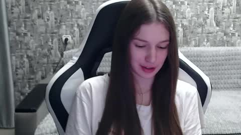 Nancy online show from December 18, 2024, 12:51 pm
