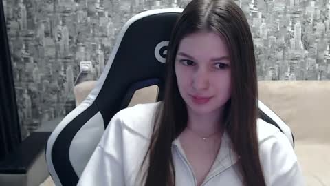 Nancy online show from January 15, 2025, 11:21 am