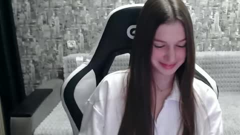Nancy online show from February 4, 2025, 6:49 pm