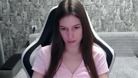 Nancy online show from February 11, 2025, 11:43 am