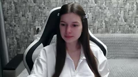 Nancy online show from February 15, 2025, 12:54 pm