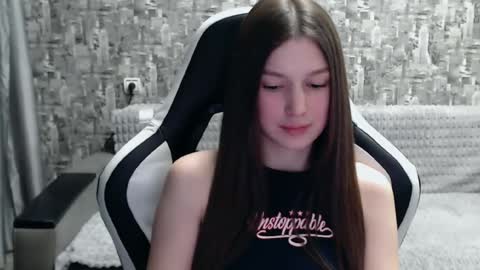 Nancy online show from February 25, 2025, 3:49 pm